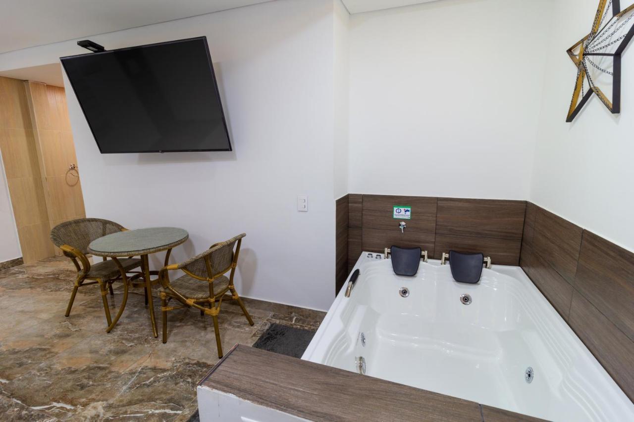 Hotel 0Asis De La Colina Boutique Хирардот Екстериор снимка